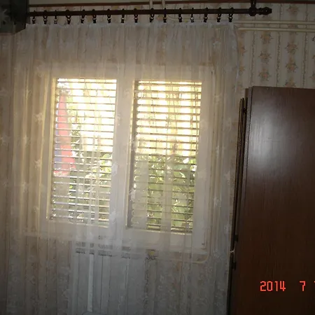 Dezelic Apartment Cres