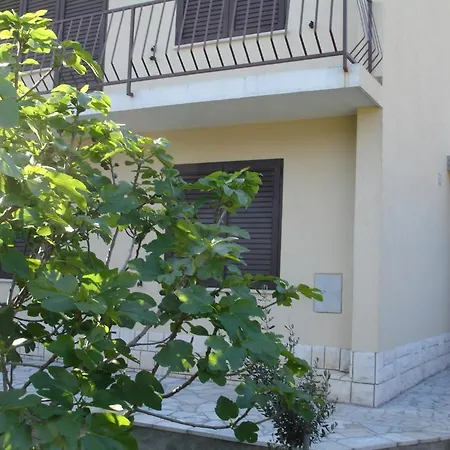 Apartment Dezelic *