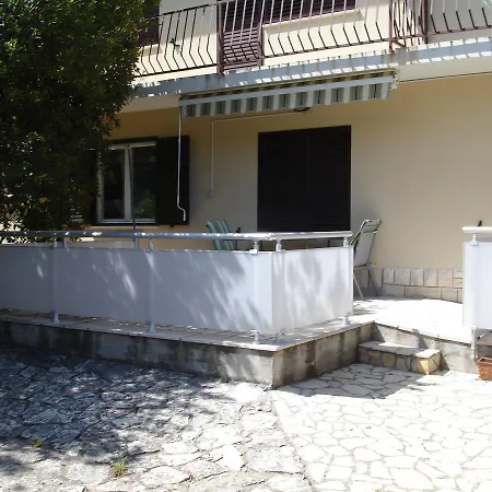 Apartment Dezelic *