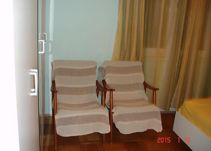 Dezelic Apartament *